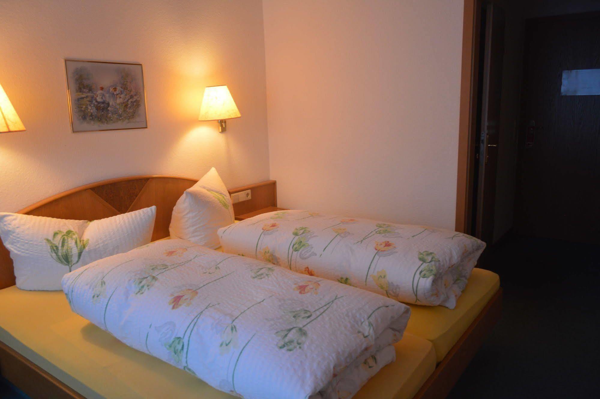 Garni Hotel Adler Post Baiersbronn Bagian luar foto